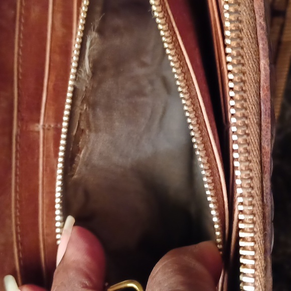 🤎MIU MIU MATELASSÉ LEATHER ZIP-AROUND WALLET - Picture 4 of 12